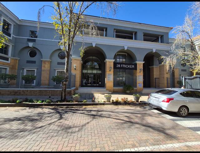 642M² OFFICE TO LET IN ILLOVO